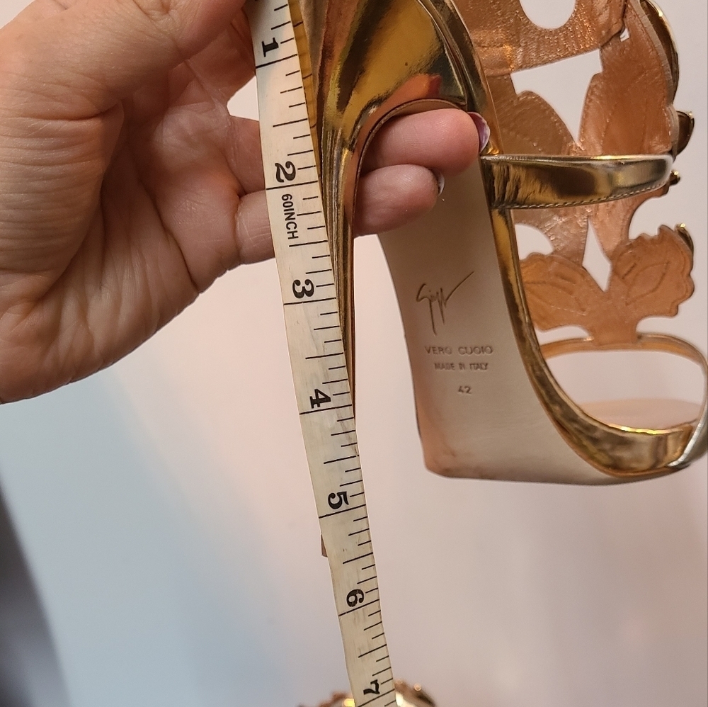 Giuseppe Zanotti Gold Coline Wings Leather Sandal Heels - Picture 3 of 15